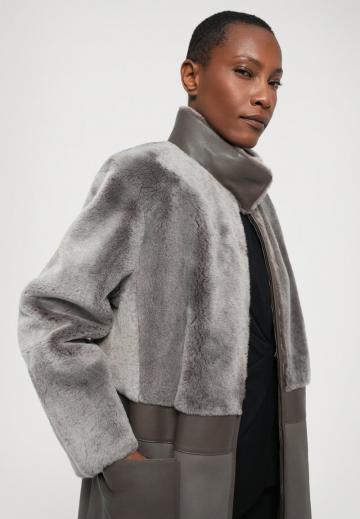 Кожаное пальто