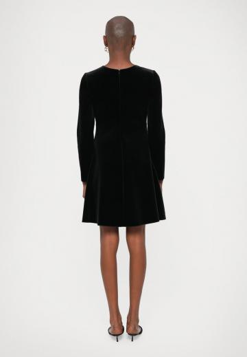 Короткое платье