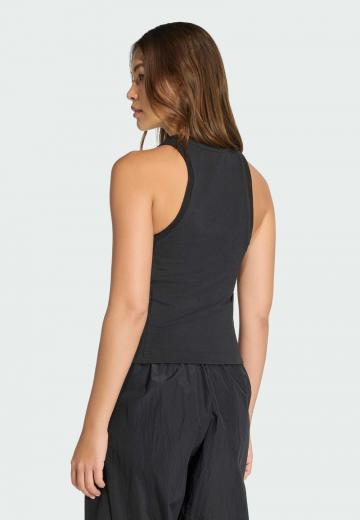 Спортивный топ