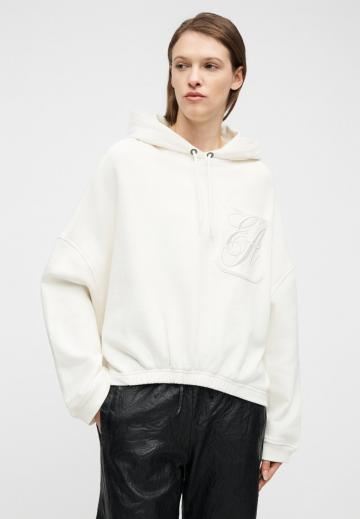 Пуловер с капюшоном