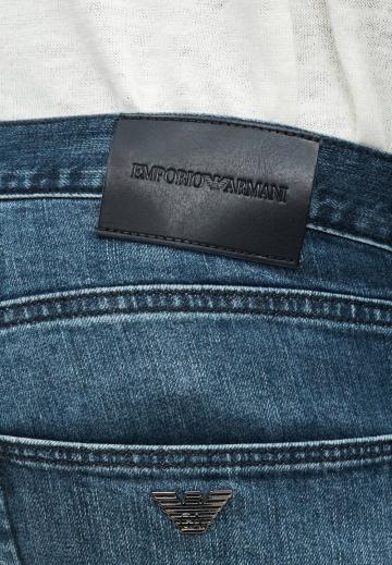 Узкие джинсы