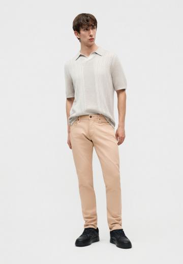 Узкие джинсы