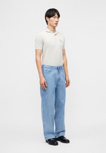 Прямые джинсы