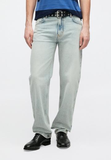 Прямые джинсы