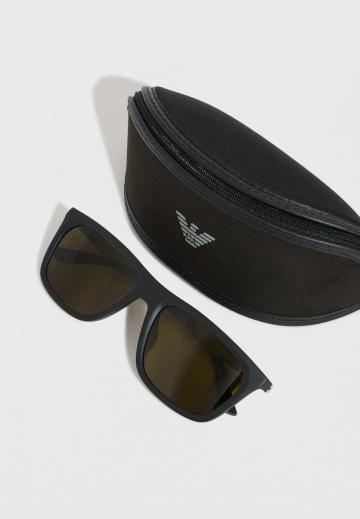 Солнечные очки