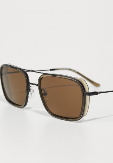 Солнечные очки