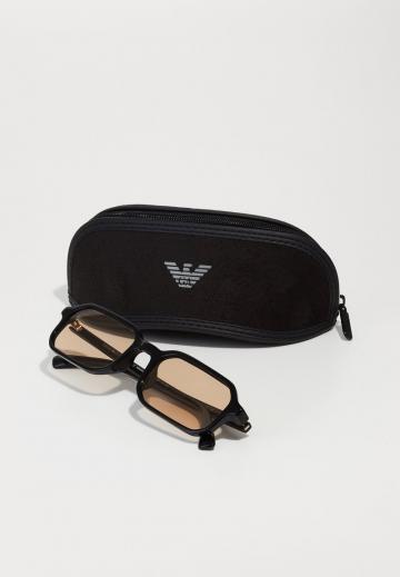 Солнечные очки