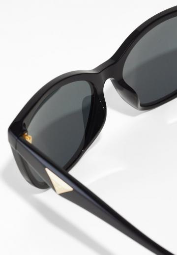 Солнечные очки