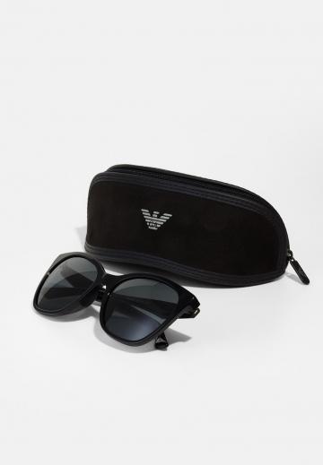 Солнечные очки