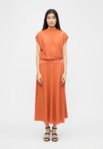 Вязаное платье