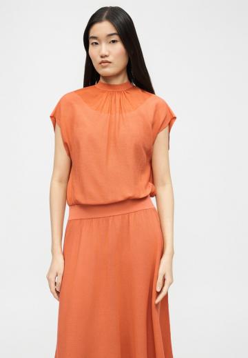 Вязаное платье