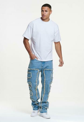 Прямые джинсы