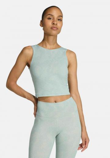 Спортивный топ