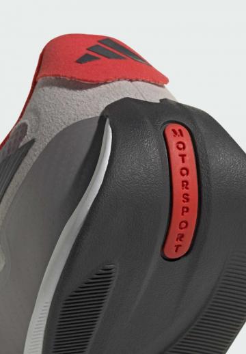 Тренировочные кроссовки