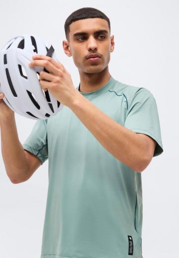 Спортивная майка