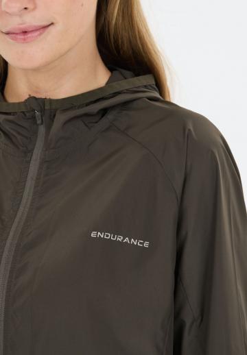 Спортивная куртка