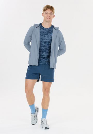 Спортивная куртка