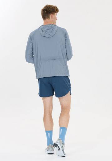 Спортивная куртка