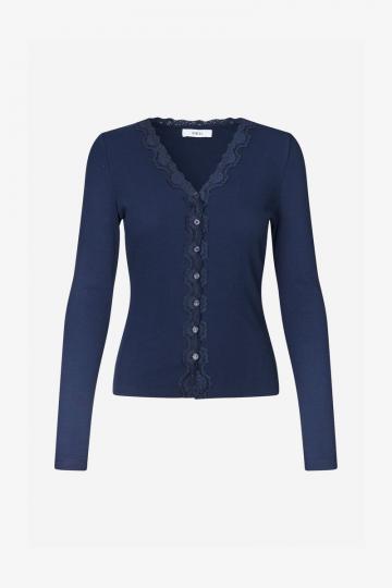 Вязаная кофта