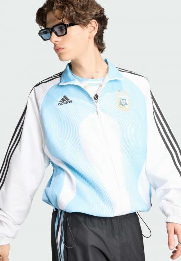 Спортивная куртка