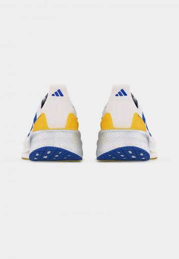 Беговые кроссовки