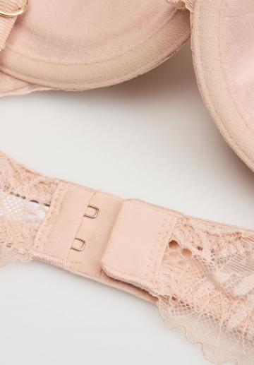 Бюстгальтер