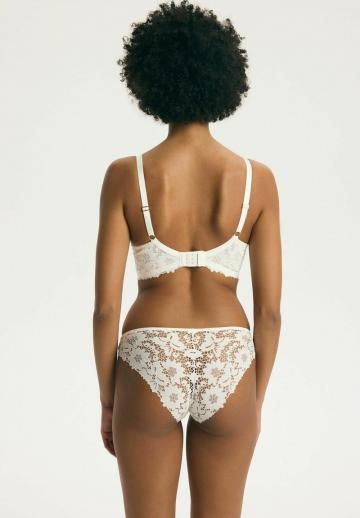 Бюстгальтер на косточках