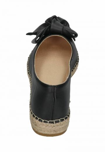 Спортивные балетки