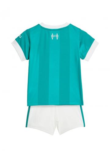 Спортивные шорты