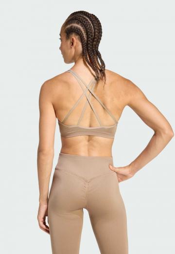 Спортивный бюстгальтер