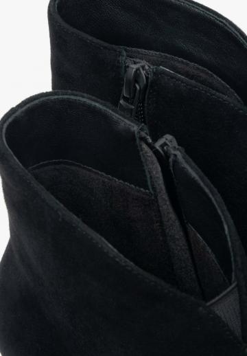 Высокие сапоги