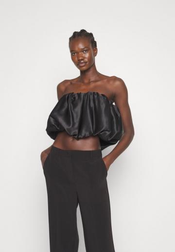 Бюстгальтер без бретелек