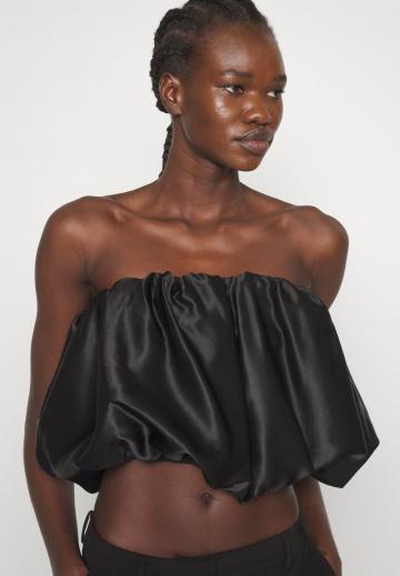 Бюстгальтер без бретелек