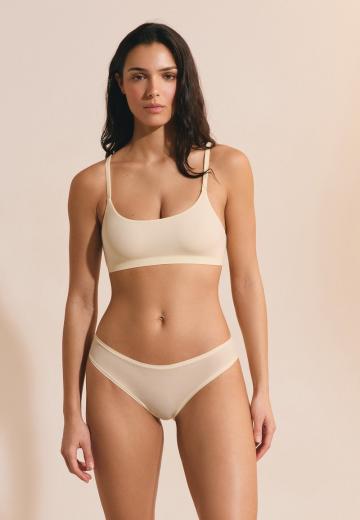 Бюстгальтер без бретелек