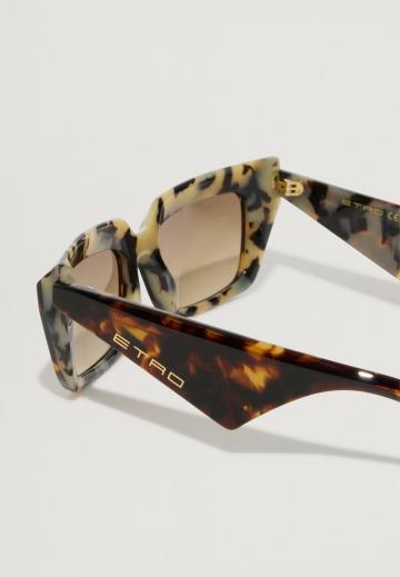 Солнечные очки