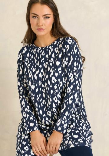 Длинный пуловер