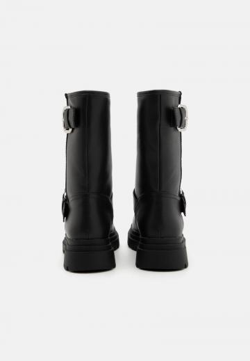 Ковбойские сапоги