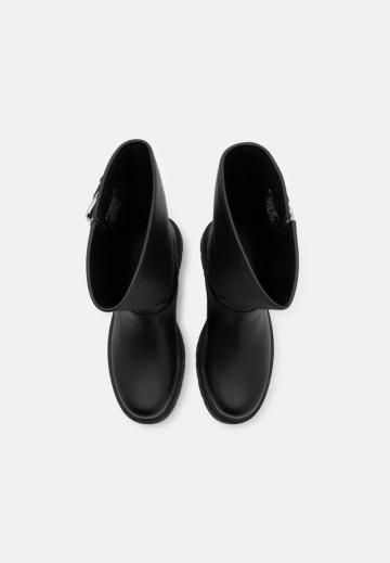 Ковбойские сапоги