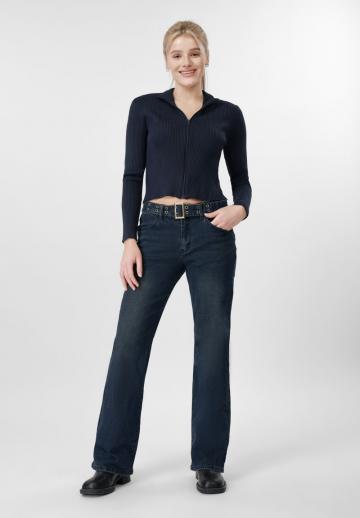 Клешеные джинсы