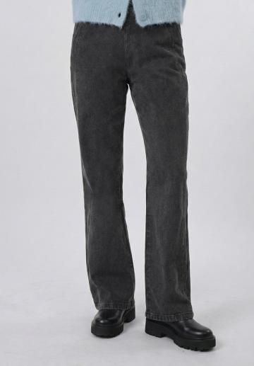 Клешеные джинсы