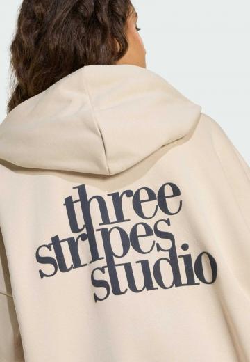 Пуловер с капюшоном