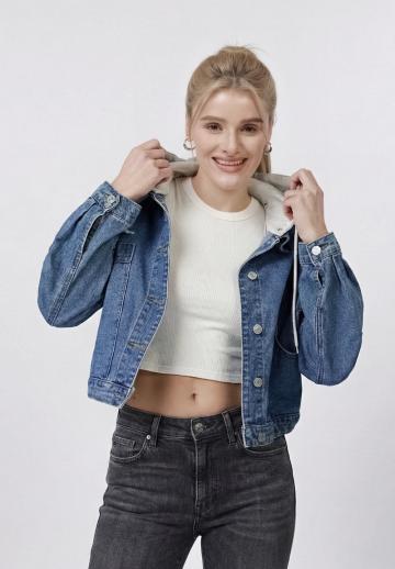 Джинсовая куртка