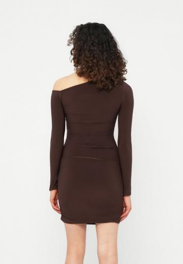 Короткое платье