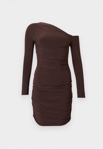 Короткое платье