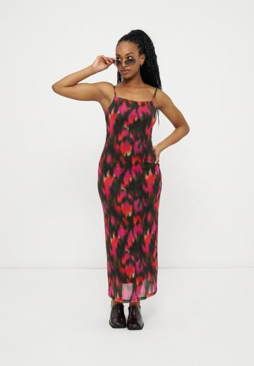 Платье макси