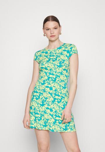 Летнее платье