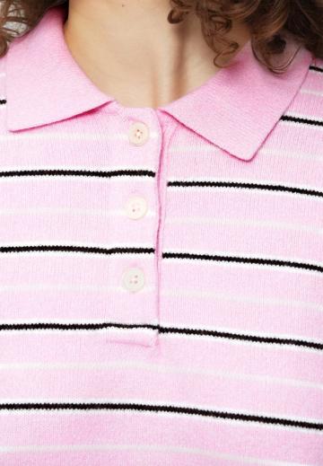 Пуловер с воротником поло