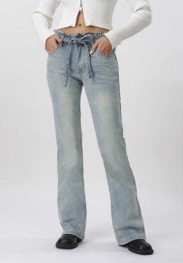 Клешеные джинсы