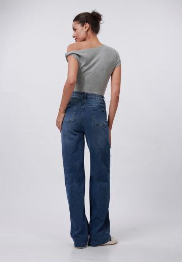 Свободные джинсы