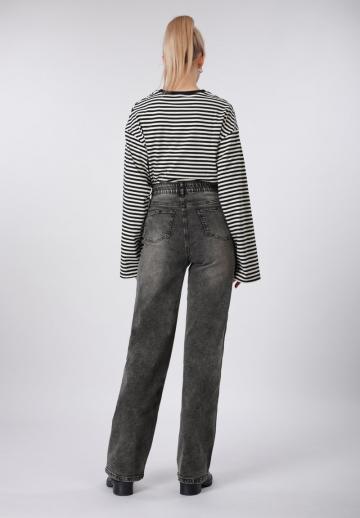 Свободные джинсы